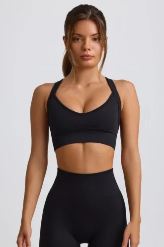 Super Sculpt naadloze sportbeha met gekruiste bandjes in zwart