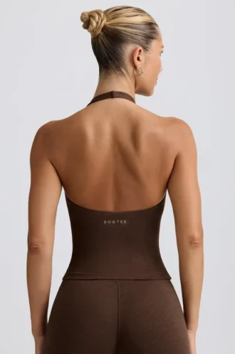 Tanktop met halternek en open rug in pecannoot gemêleerd