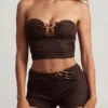Tarni bandeau crop top met metalen details in donkere chocoladebruin
