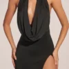 Teodora maxi-jurk met cowl-hals en dijhoogte in zwart
