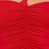Tesia Slinky Jersey Rose Detail Asymmetrische Top in Scharlakenrood