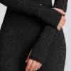 Thermische top met lange mouwen in zwart luipaardprint