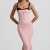 Valentina gelaagde midi-jurk met fishtail en bh-details in roze stippen