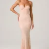 Vesna versierde fishtail-jurk met sweetheart-hals in Dusty Rose