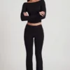 Vevina Modal Mid-Rise Flared Broek in Zwart