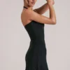 Vita Longline Halterneck Top  in Zwart
