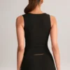 Vivee modale top met vierkante hals in zwart