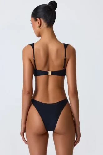 Volute versierde cheeky bikinibroekje in zwart