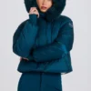 Waterdicht cropped ski-jack met capuchon van imitatiebont in teal