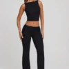 Wren crop top met hoge hals en open rug in zwart